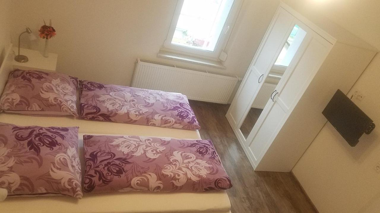 Ferienwohnung Sonnenschein Rheinhausen Bagian luar foto