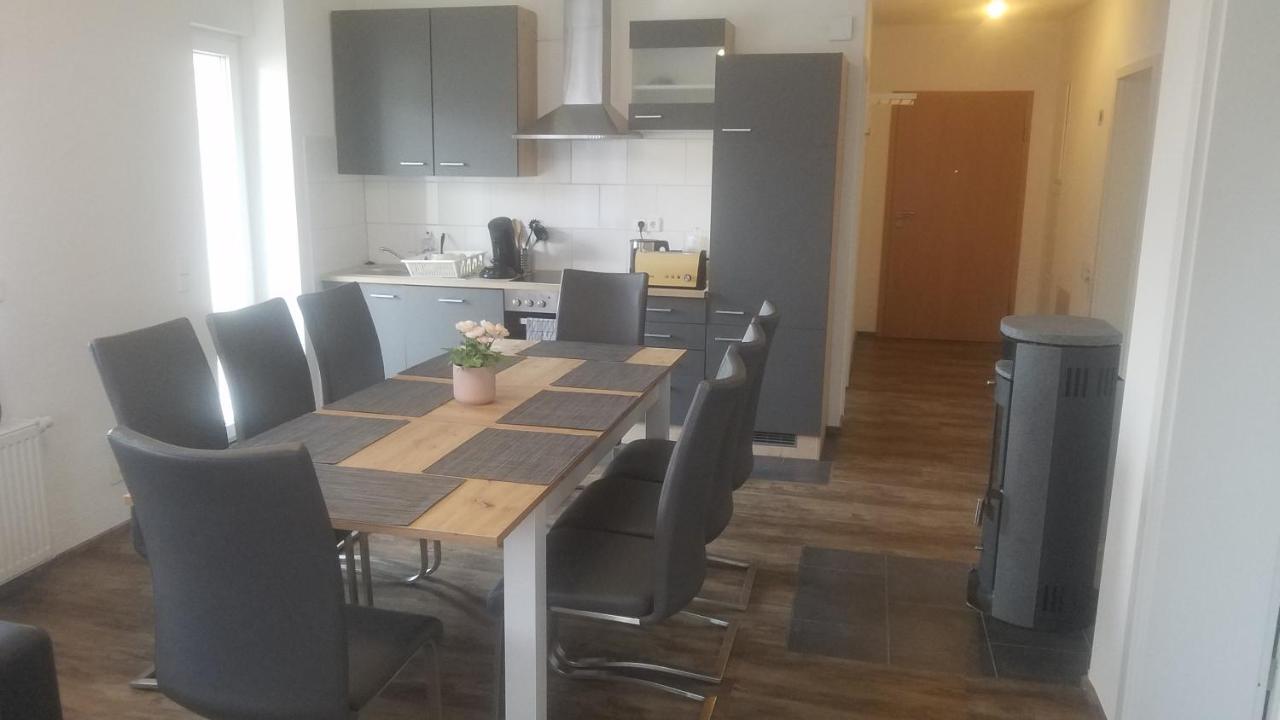 Ferienwohnung Sonnenschein Rheinhausen Bagian luar foto